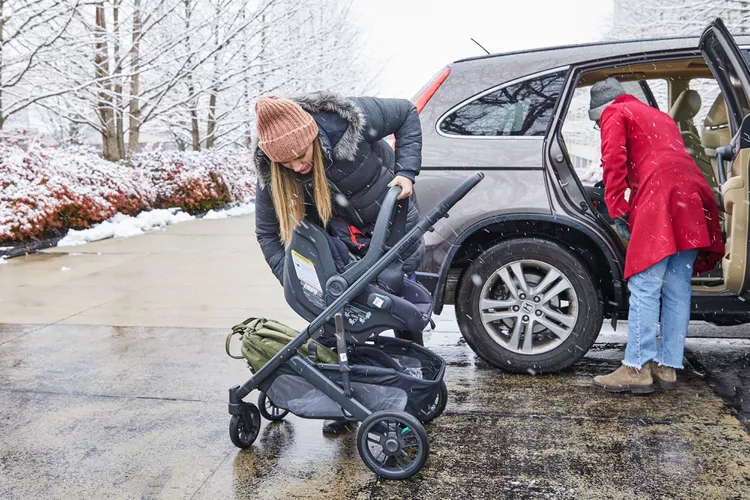 The Best Car Seat and Stroller Combos for Traveling Near and Far
